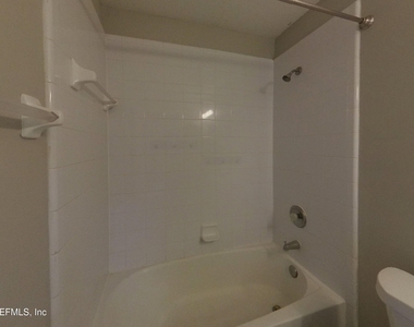 1163 Homard Boulevard E - Photo Thumbnail 13