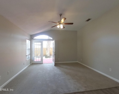 1163 Homard Boulevard E - Photo Thumbnail 1