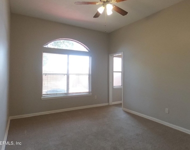1163 Homard Boulevard E - Photo Thumbnail 6