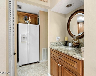 3801 Crown Point Road - Photo Thumbnail 7