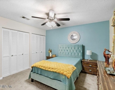 3801 Crown Point Road - Photo Thumbnail 8