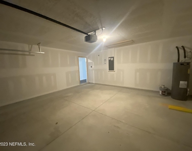 2773 Oak Stream Drive - Photo Thumbnail 10