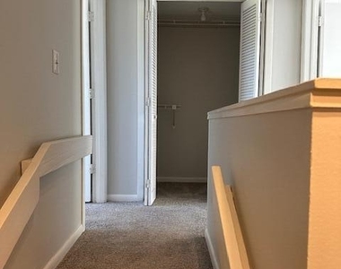25 10th Street - Photo Thumbnail 17