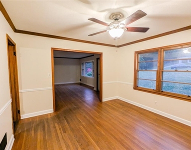 2019 Bramblewood Drive Ne - Photo Thumbnail 10