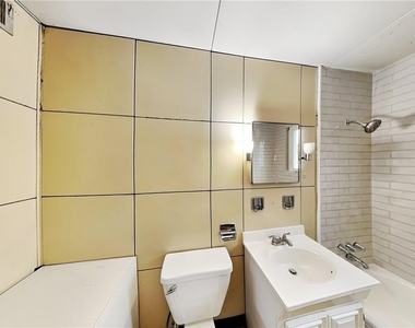832 Burchill Street Sw - Photo Thumbnail 15