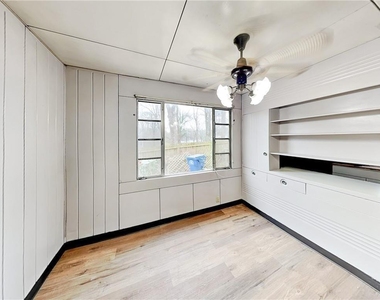 832 Burchill Street Sw - Photo Thumbnail 8