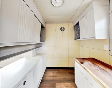832 Burchill Street Sw - Photo Thumbnail 6