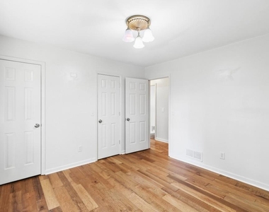 5659 Whispering Pines Road - Photo Thumbnail 18