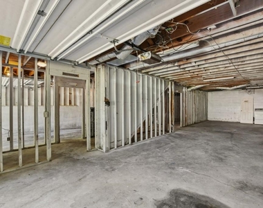 5659 Whispering Pines Road - Photo Thumbnail 30
