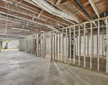 5659 Whispering Pines Road - Photo Thumbnail 31
