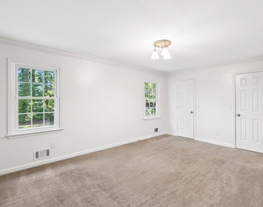 5659 Whispering Pines Road - Photo Thumbnail 13