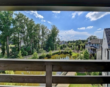 2555 Brook Run - Photo Thumbnail 12