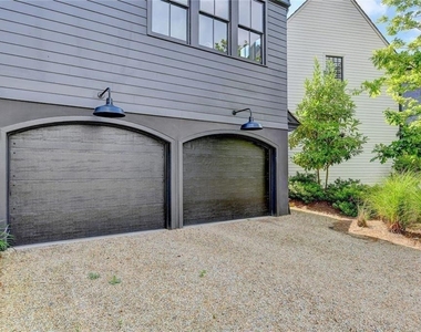 2555 Brook Run - Photo Thumbnail 17