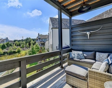 2555 Brook Run - Photo Thumbnail 4