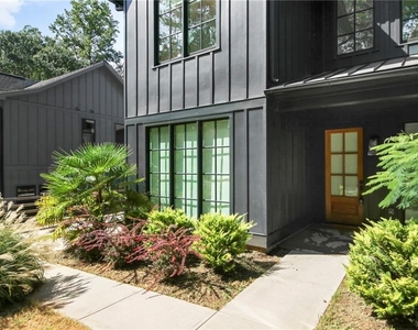 1241 Bridges Avenue Sw - Photo Thumbnail 2