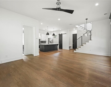1241 Bridges Avenue Sw - Photo Thumbnail 4