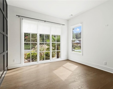 1241 Bridges Avenue Sw - Photo Thumbnail 14
