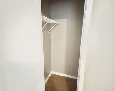 6321 Raymond Terrace - Photo Thumbnail 7