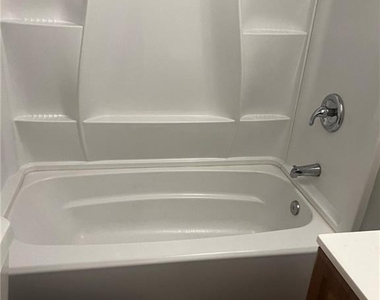 6321 Raymond Terrace - Photo Thumbnail 5
