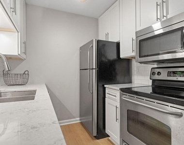 244 Triumph Drive Nw - Photo Thumbnail 10