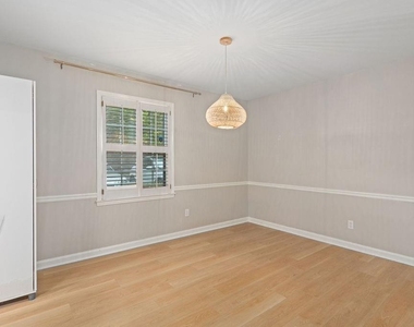 244 Triumph Drive Nw - Photo Thumbnail 8