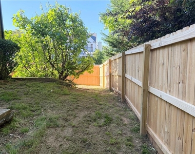 6460 Whirlaway Drive - Photo Thumbnail 21