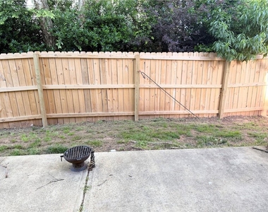 6460 Whirlaway Drive - Photo Thumbnail 19