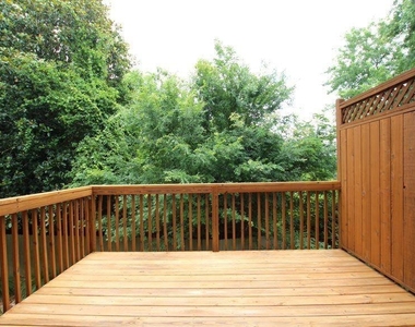 843 Commonwealth Avenue Avenue Se - Photo Thumbnail 22