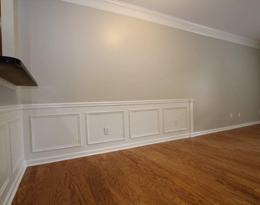 843 Commonwealth Avenue Avenue Se - Photo Thumbnail 6