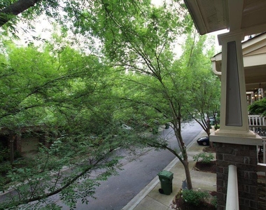 843 Commonwealth Avenue Avenue Se - Photo Thumbnail 23