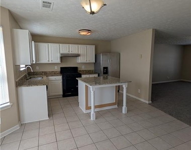 347 Springheaven Way - Photo Thumbnail 5