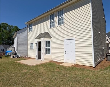 347 Springheaven Way - Photo Thumbnail 19
