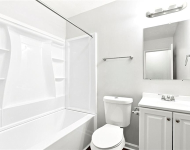413 Bob Wood Drive - Photo Thumbnail 13