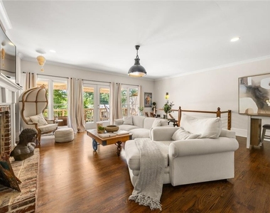 2671 Colgan Court Se - Photo Thumbnail 8