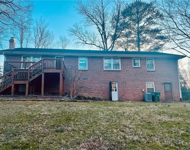 637 Rae Drive - Photo Thumbnail 26