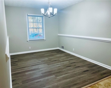 637 Rae Drive - Photo Thumbnail 9
