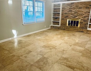 637 Rae Drive - Photo Thumbnail 8