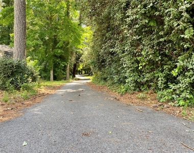 305 Deergrass Trail - Photo Thumbnail 14