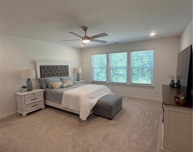 2833 Habibi Court - Photo Thumbnail 14