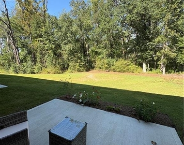 2833 Habibi Court - Photo Thumbnail 24