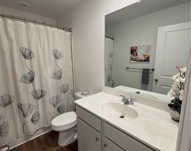 2833 Habibi Court - Photo Thumbnail 21