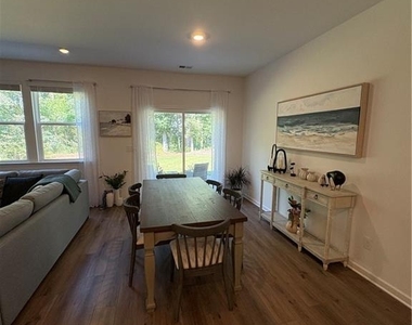 2833 Habibi Court - Photo Thumbnail 3
