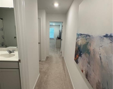 2833 Habibi Court - Photo Thumbnail 20