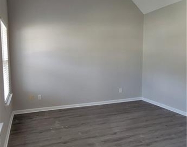 5291 Caitlin Lane - Photo Thumbnail 7