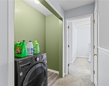 7200 Ravenwood Lane - Photo Thumbnail 22