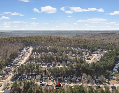 7200 Ravenwood Lane - Photo Thumbnail 24