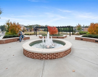1012 Davis Street - Photo Thumbnail 19