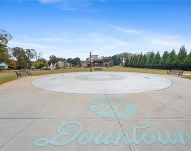 1012 Davis Street - Photo Thumbnail 16