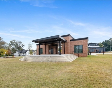 1012 Davis Street - Photo Thumbnail 25