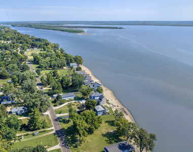15414 N River Beach Drive - Photo Thumbnail 13